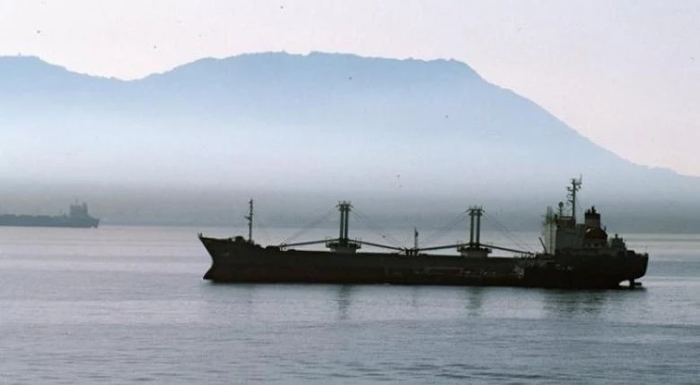 Περίεργο περιστατικό: Βύθιση πλοίου ανοιχτά της Κρήτης ύστερα από εντολή για έλεγχο από το Λιμενικό